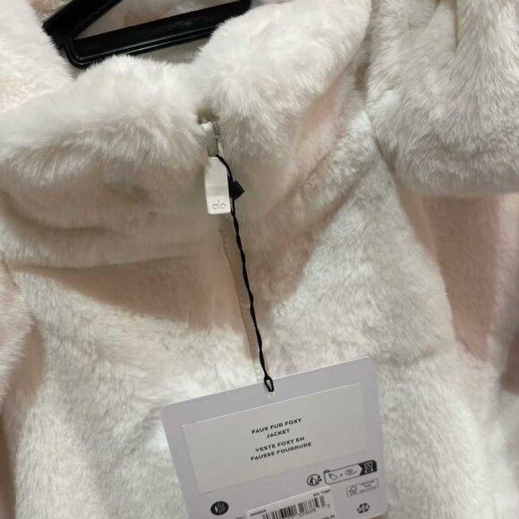 Alo Yoga Foxy Faux Fur Jacket - Picture 4 of 6